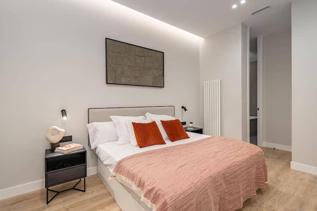 Centro XIII Calle De La Paz 2Br 2Bh マドリード エクステリア 写真